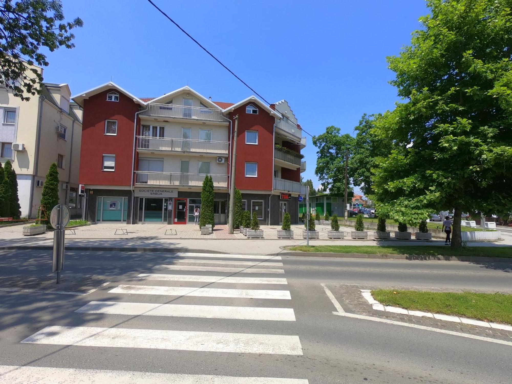 Apartman Zenit Vrnjačka Banja エクステリア 写真
